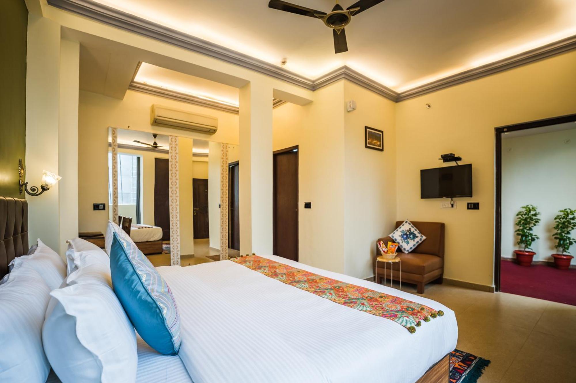 Tripli Hotels Silver Shine 瓦拉纳西 外观 照片