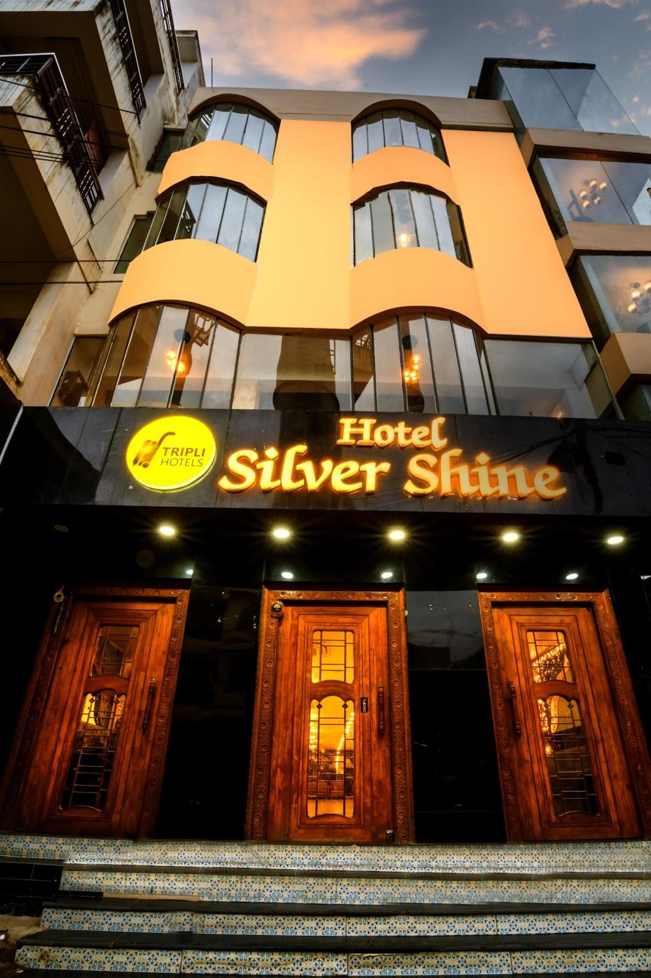 Tripli Hotels Silver Shine 瓦拉纳西 外观 照片